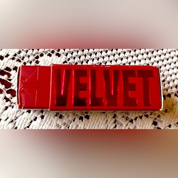 Jeffree Star Velvet Trap lipstick New in Box - Picture 1 of 8